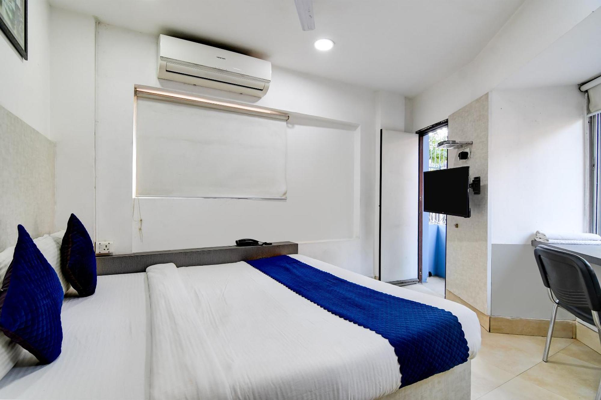 Hotel Q Inn 加尔各答 外观 照片