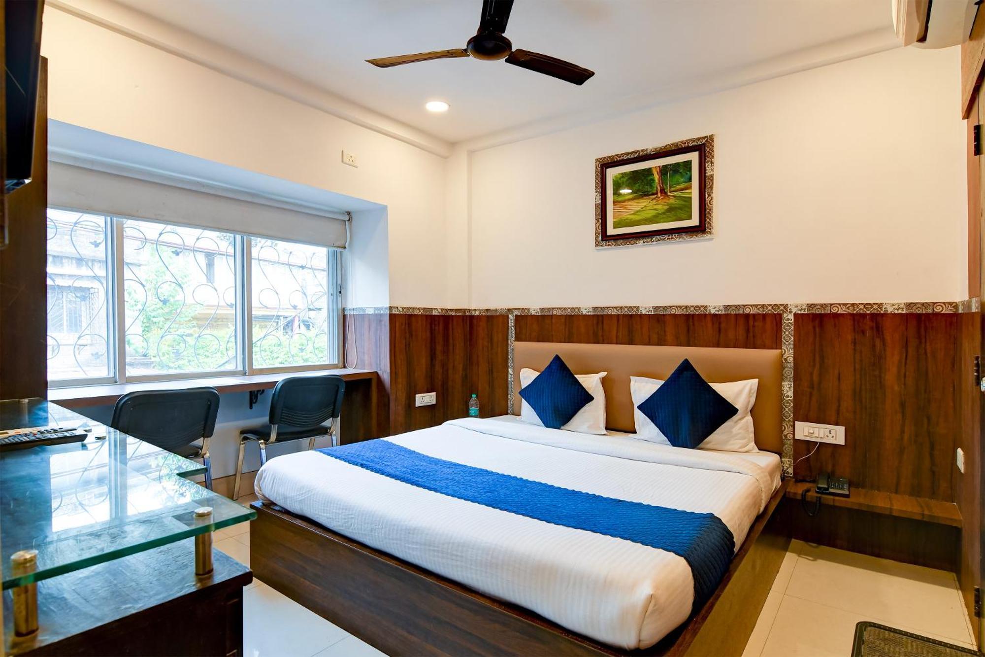 Hotel Q Inn 加尔各答 外观 照片
