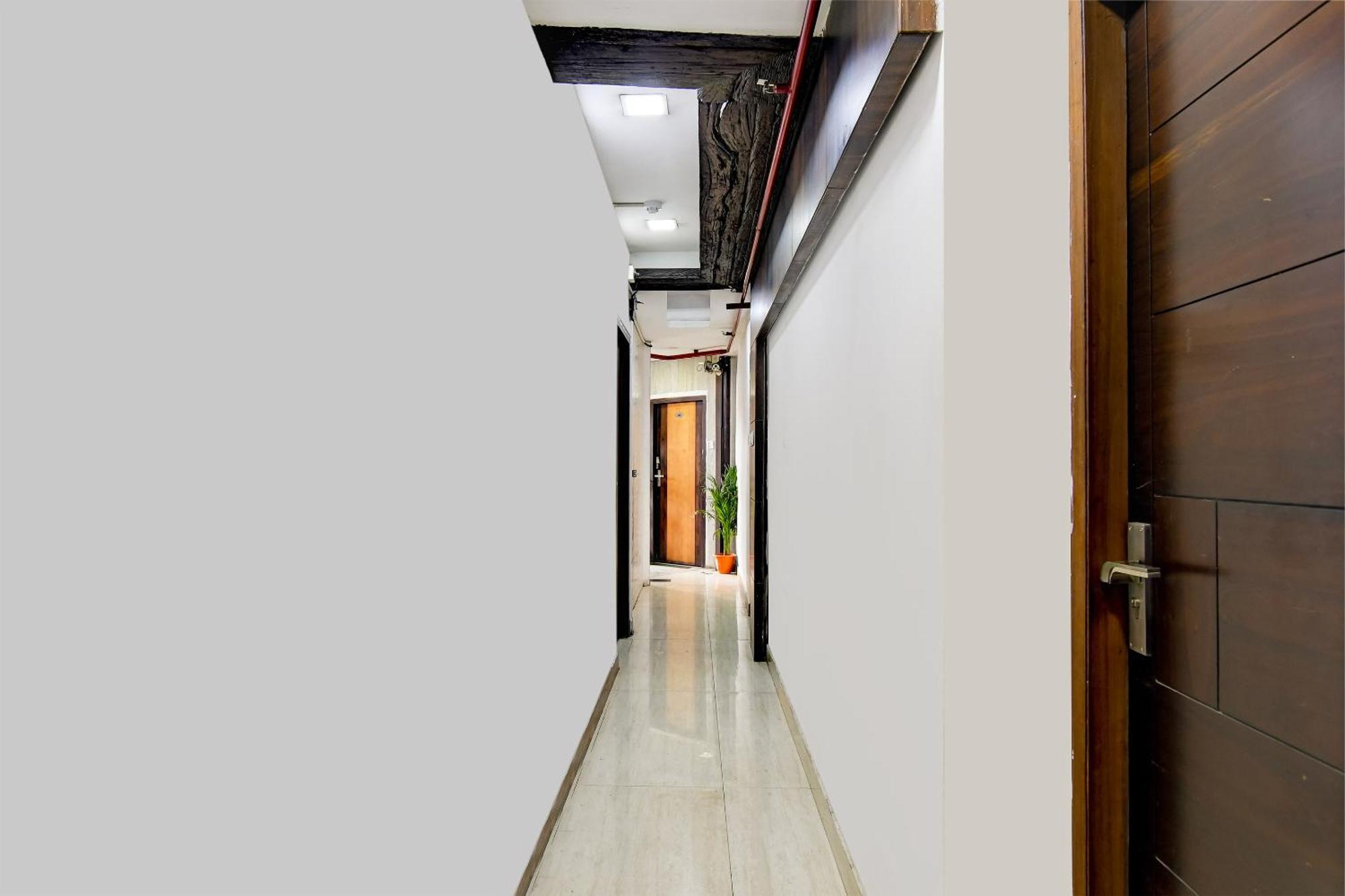 Hotel Q Inn 加尔各答 外观 照片