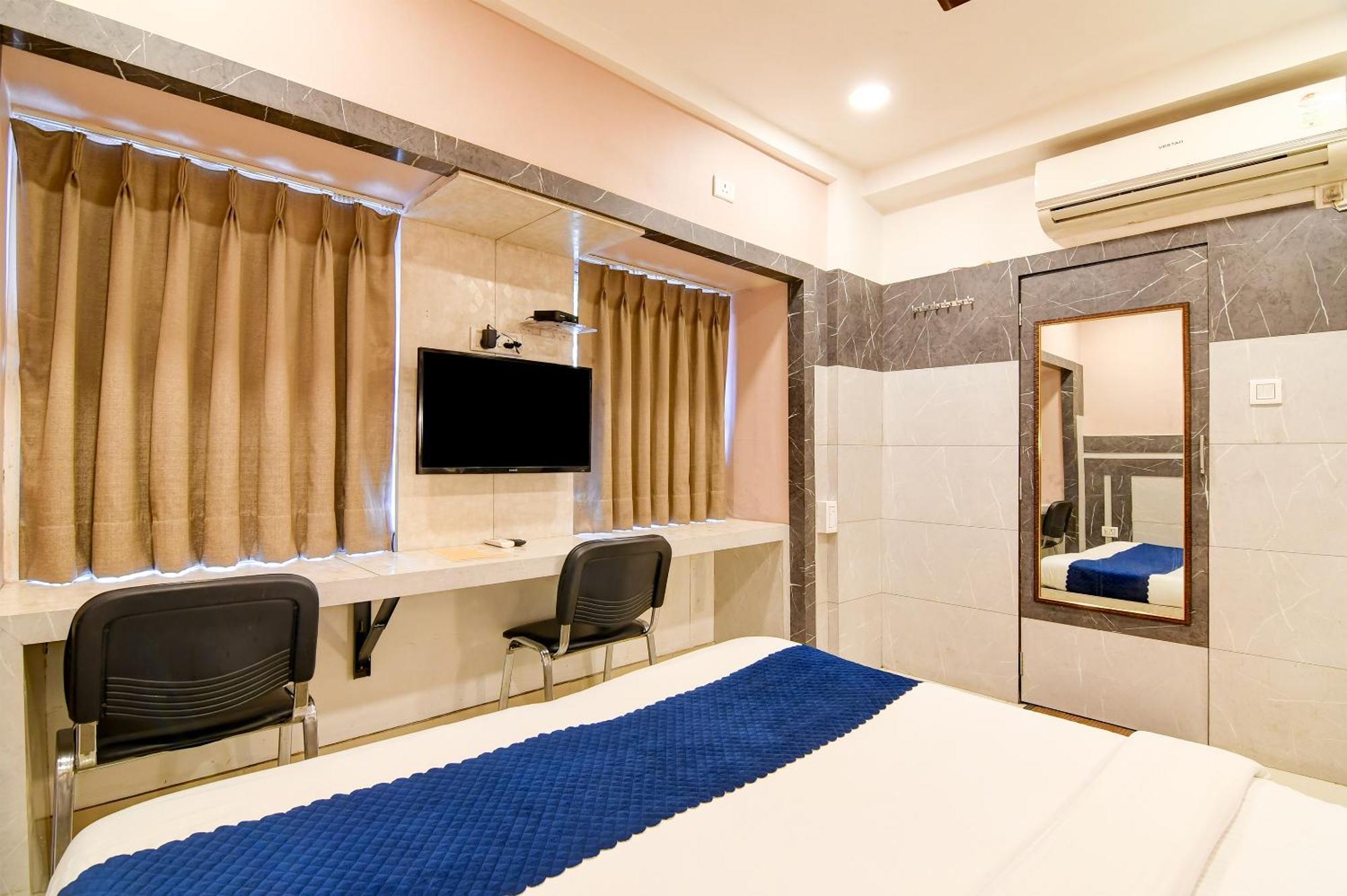 Hotel Q Inn 加尔各答 外观 照片