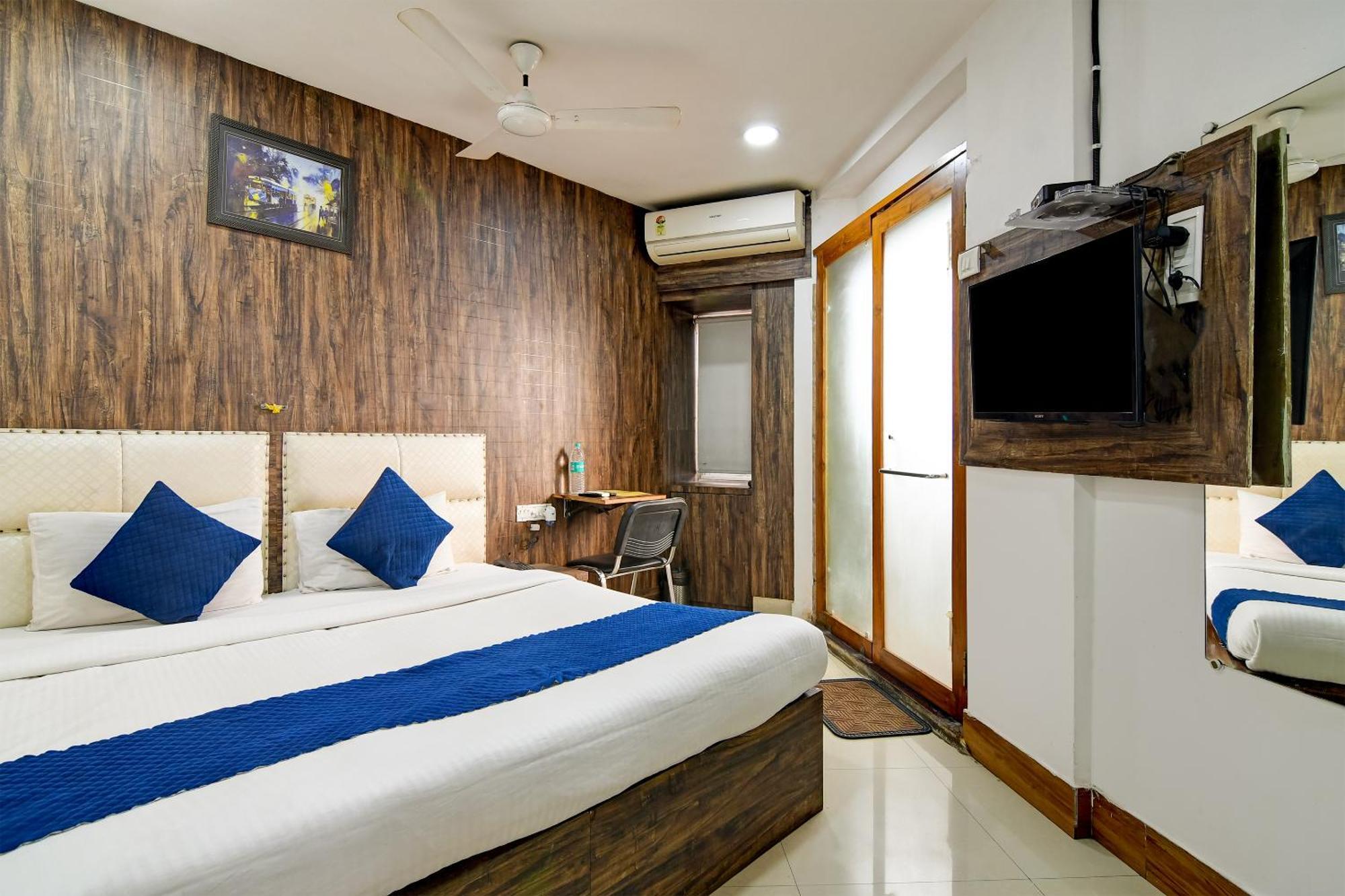 Hotel Q Inn 加尔各答 外观 照片