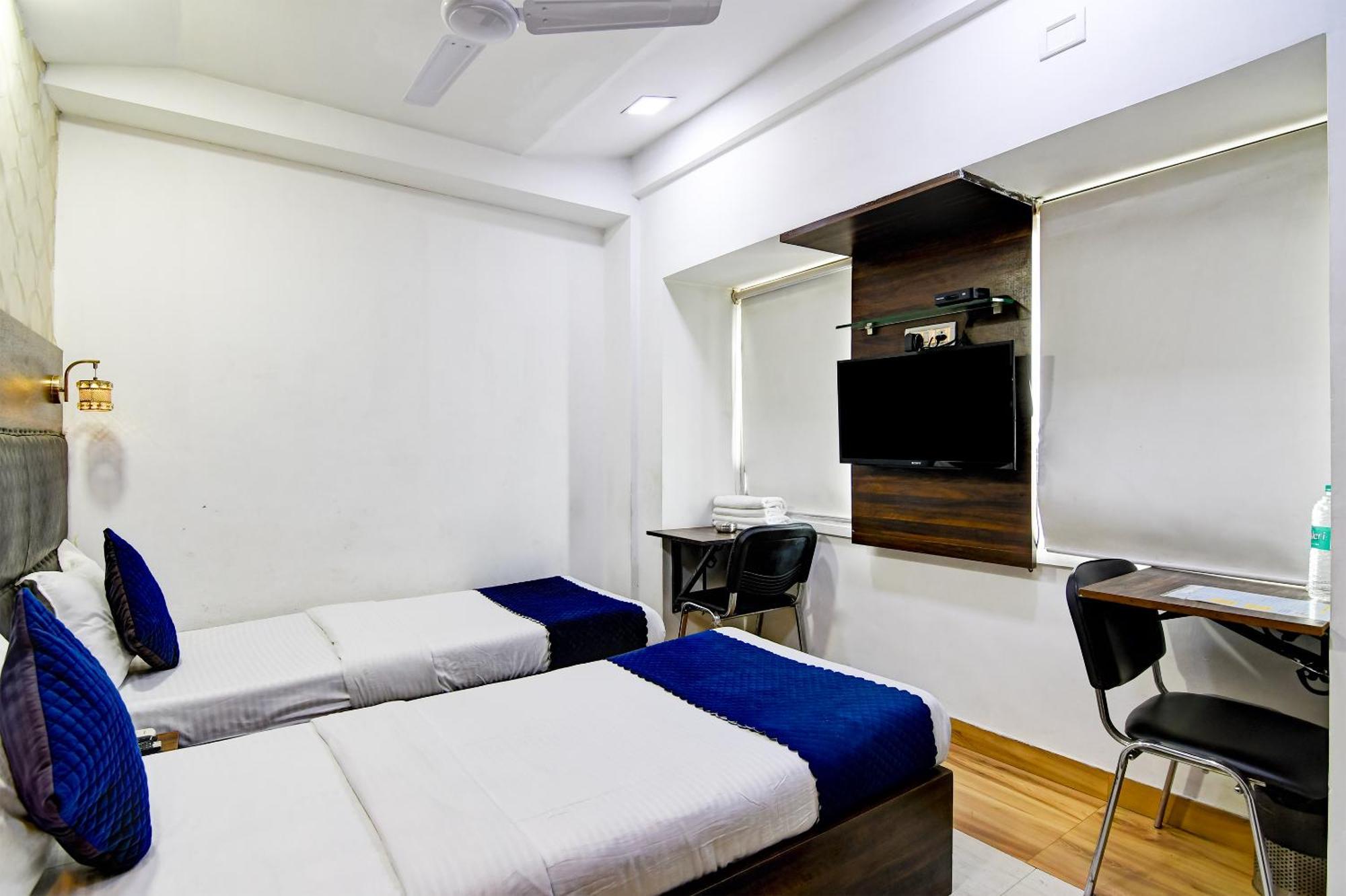 Hotel Q Inn 加尔各答 外观 照片